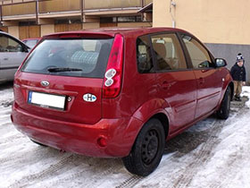 Ford Fiesta kölcsönzés jobbról