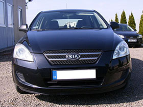 Kia CEE'D bérlés szemből