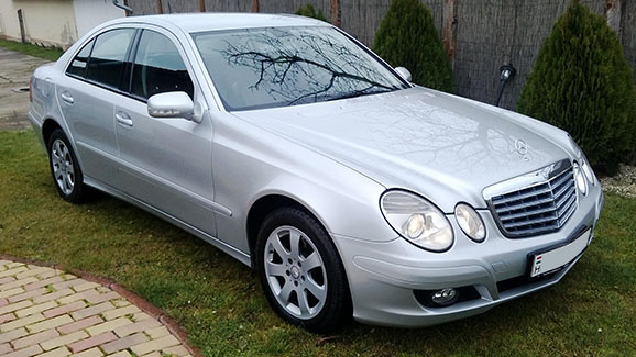 Mercedes E 200 bérlés