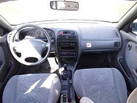 Suzuki Baleno kölcsönzés sofőrülés