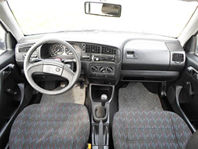 Volkswagen Golf III kölcsönzés sofőrülés