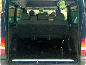kisbusz kölcsönzés Ford Transit csomagtartó